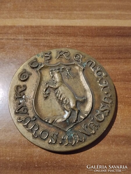Bronz domború emlékplakett,Kecskemét Városi Tanács,  átmérője: 8 cm