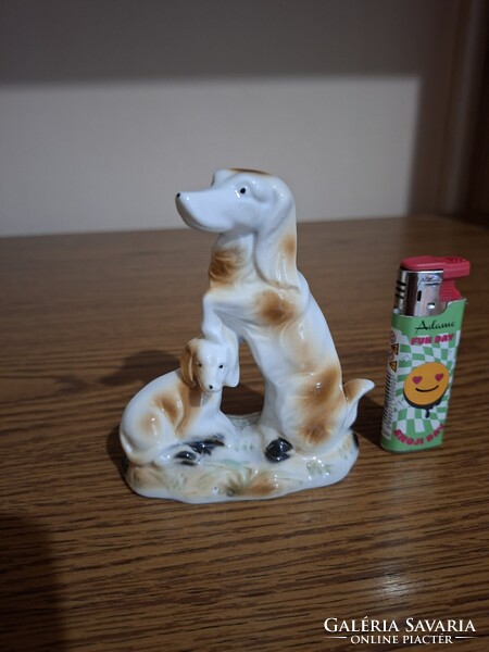 Porcelán kutya kölykével. Hibátlan.